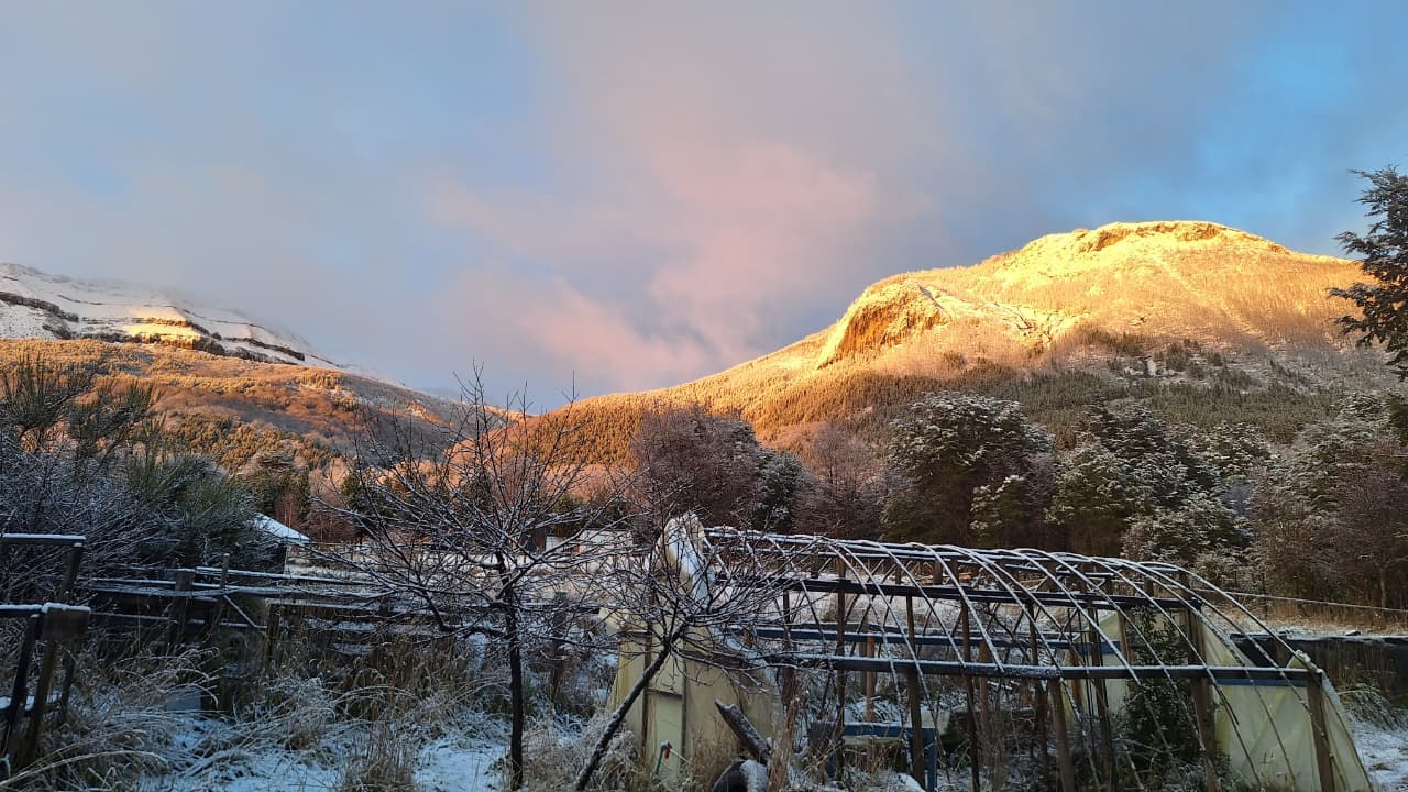 Atardecer en las montañas de Aysén